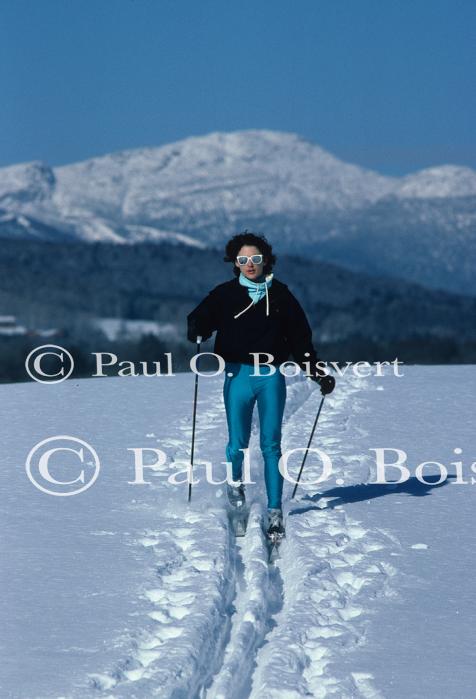Sports-Skiing 75-55-00325