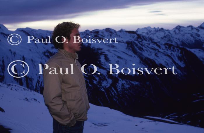 Switzerland 90-16-00017