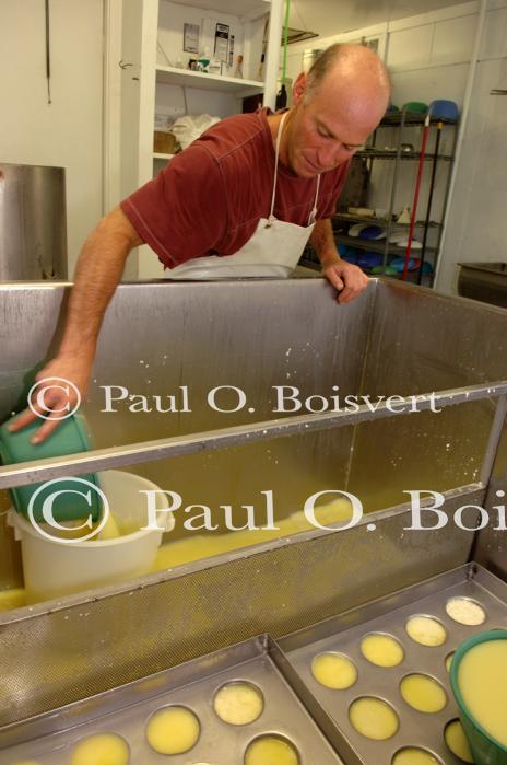 Cheese-Making 30-08-01009