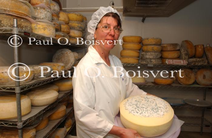 Cheese Making 30-08-01059