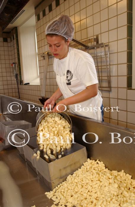 Cheese Making 30-08-01065