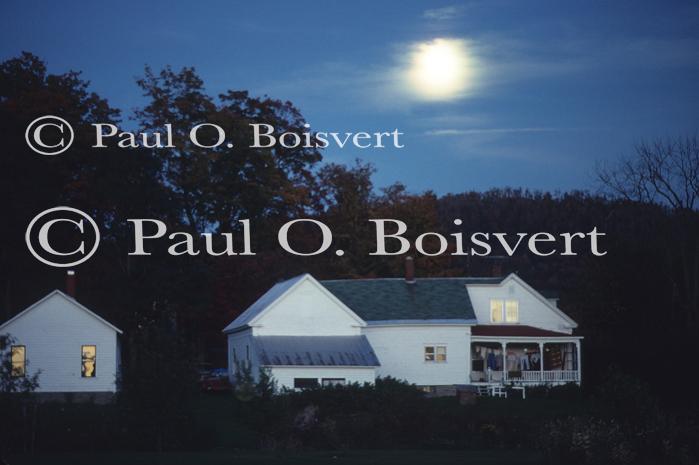 Moonrise 80-05-00092