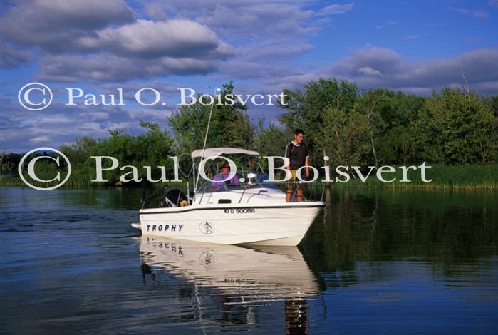 Sports-Fishing 75-25-01789