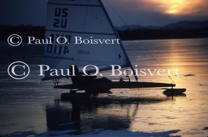 Sports-Iceboat 75-31-00327