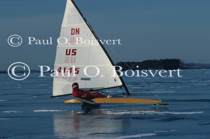 Sports-Iceboat 75-31-00354