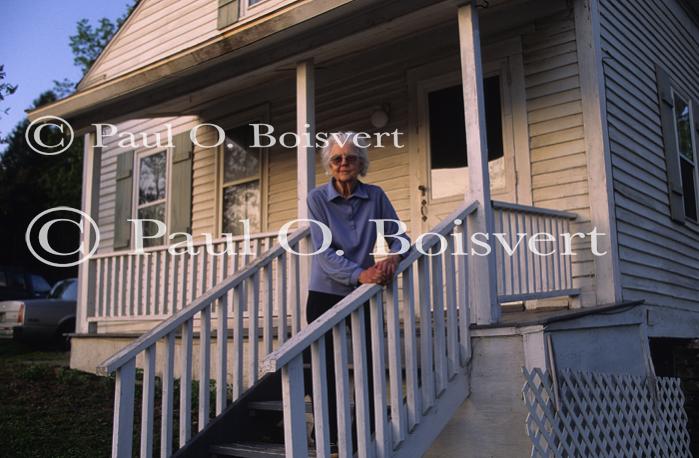 People-Spring 60-22-00712