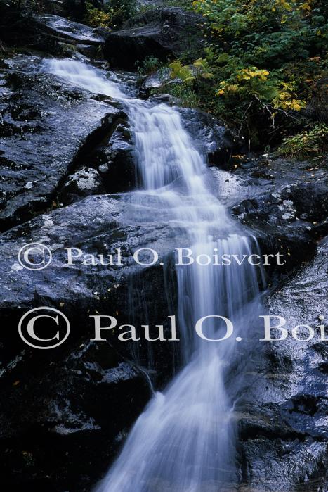 Scenery-Waterfalls 70-25-00943