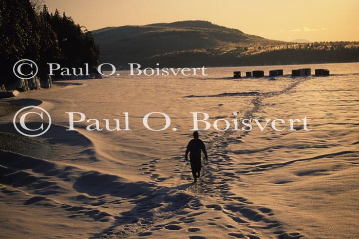 People-Winter 60-24-00970