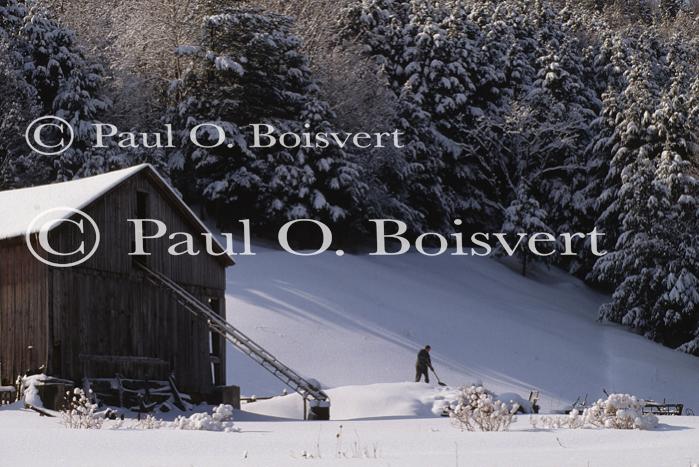 People-Winter 60-24-01016