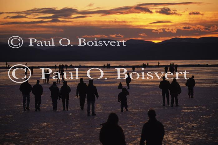 People-Winter 60-24-01253