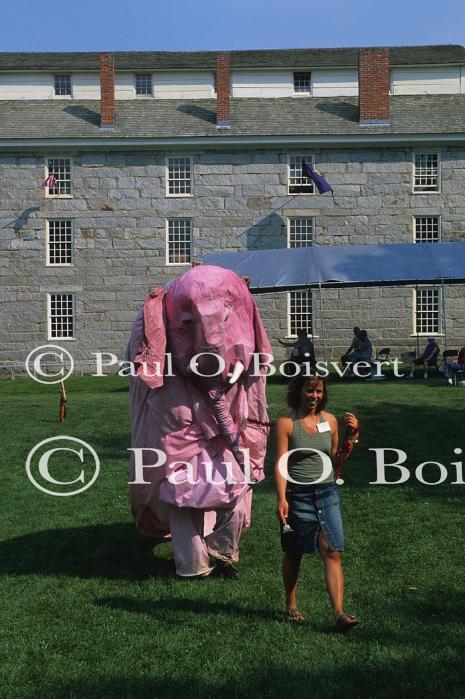 People-Summer 60-23-08103