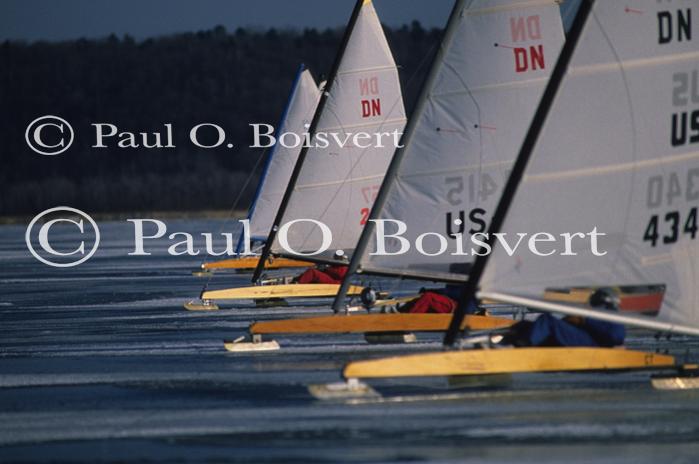 Sports-Iceboat 65-18-00191