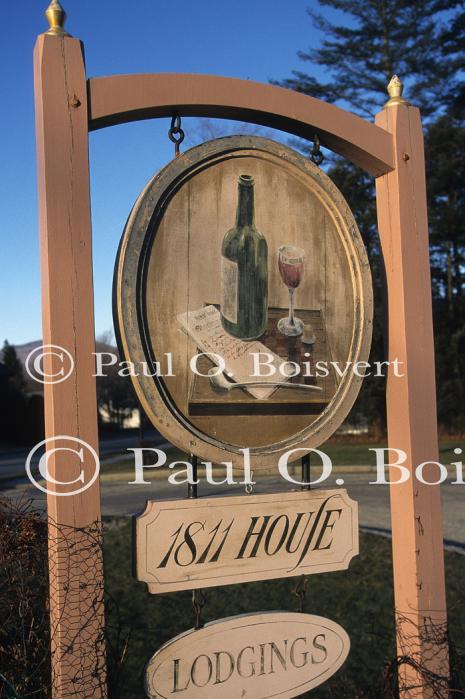 Architectural-Interiors 60-03-00325