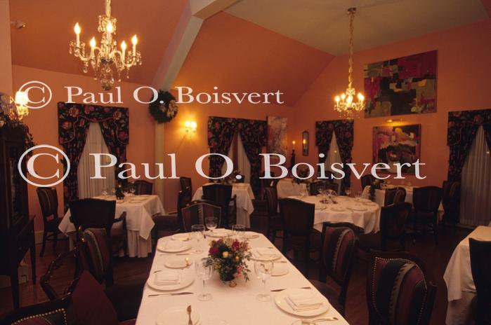 Architectural-Interiors 60-03-01639