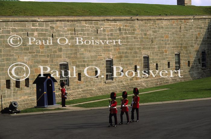 Quebec City 90-35-00023