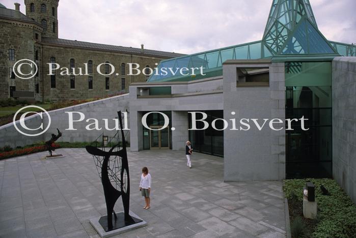 Quebec City 90-35-00048