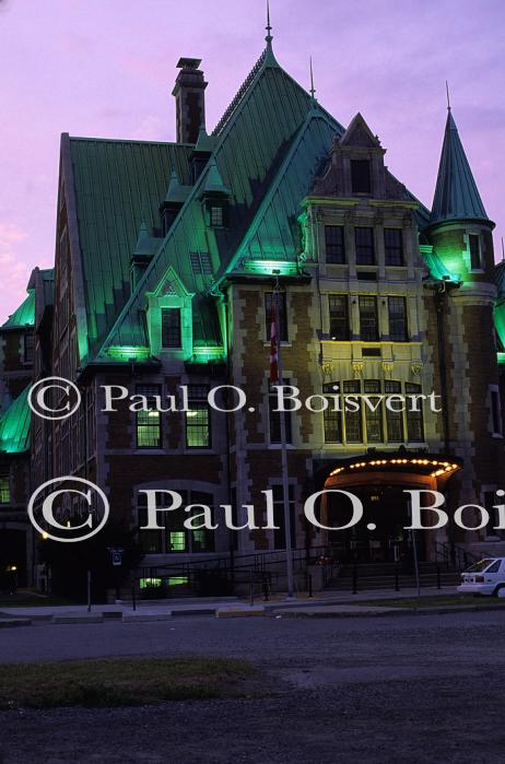 Quebec City 90-35-00341