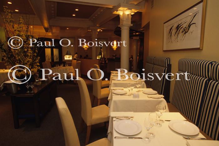 Quebec City 90-35-00506