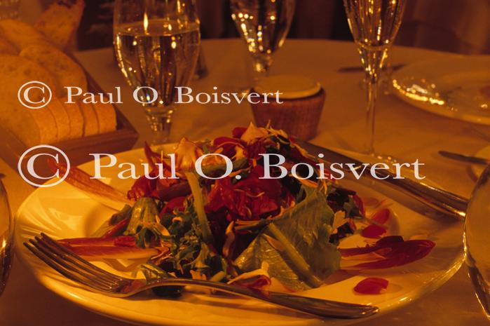 Quebec City 90-35-01106