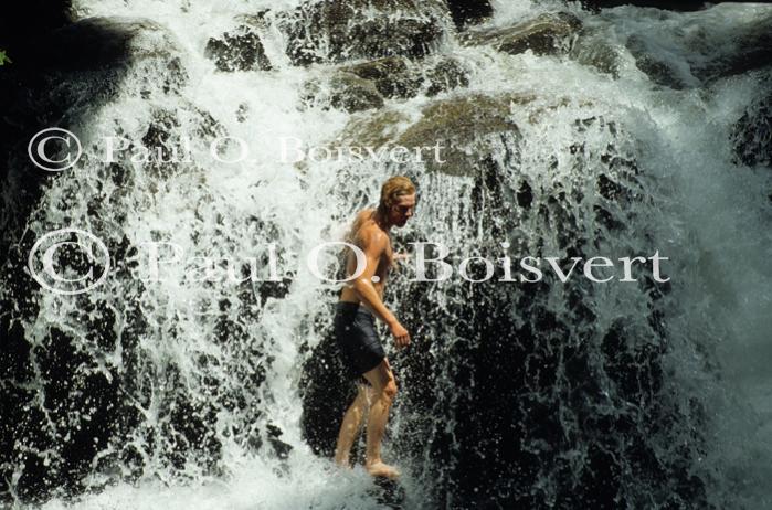 People-Summer 60-23-01093