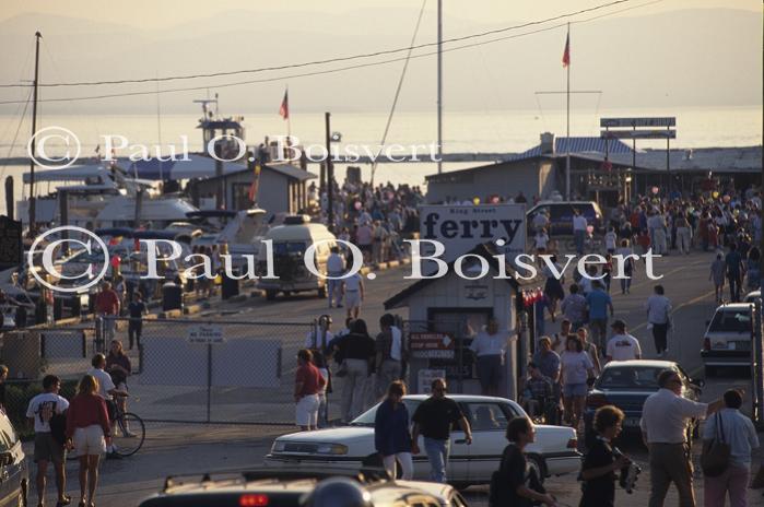 People-Summer 60-23-02595